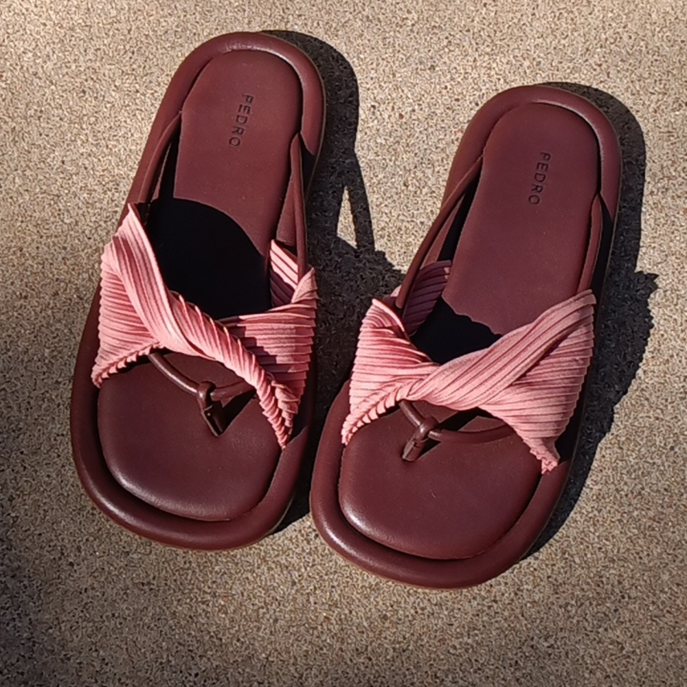 Pedro walnut pink pleated satin sandals